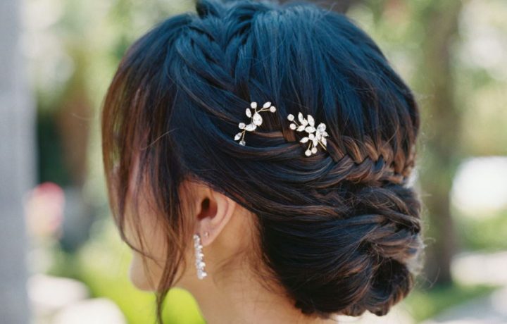 How to Wear a Wedding Hair Clip for Your Big Day